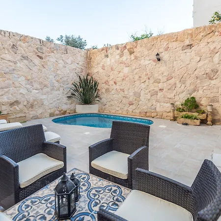 The Stonehouse 4*