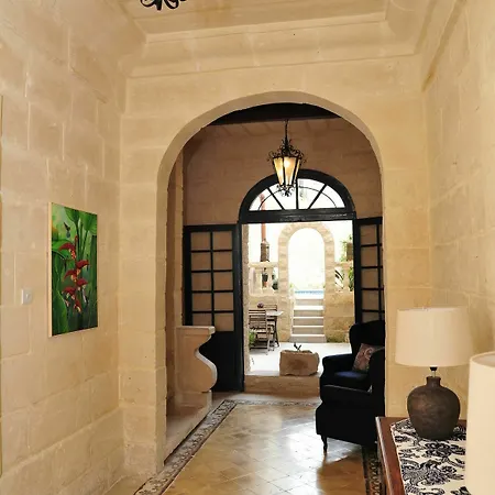 Nocleg ze śniadaniem The Stonehouse 4*