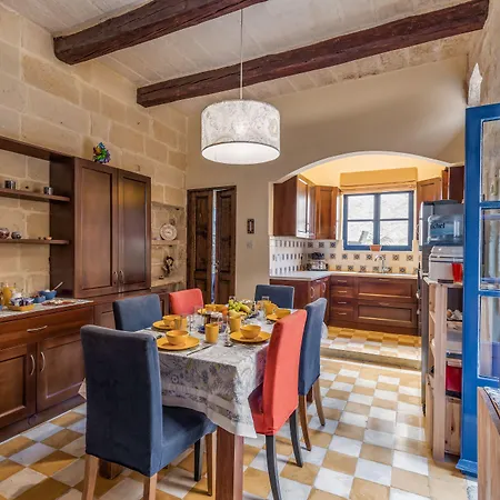 The Stonehouse 4*