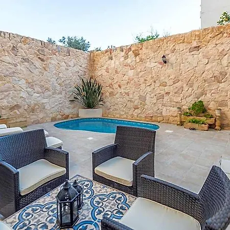 The Stonehouse 4* San Ġiljan