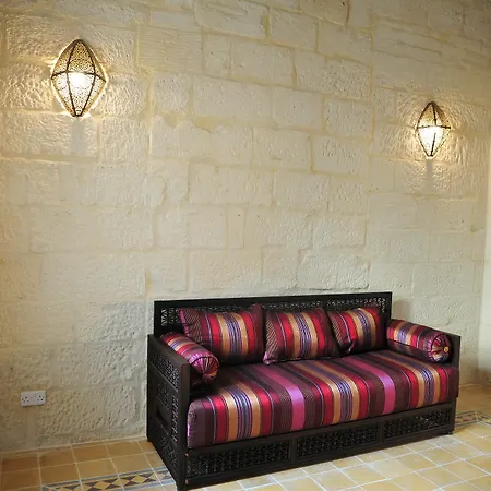 Bed & Breakfast The Stonehouse 3*