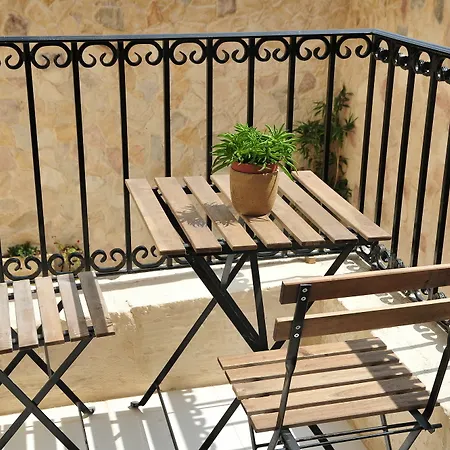 The Stonehouse Bed & Breakfast Saint Julian's