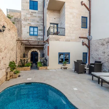 Bed & Breakfast The Stonehouse 3*