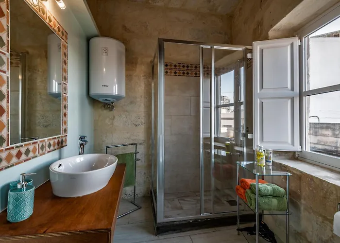 The Stonehouse Bed and breakfast 4*