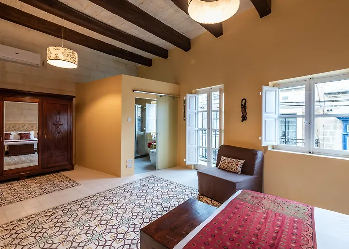 The Stonehouse 4* San Ġiljan