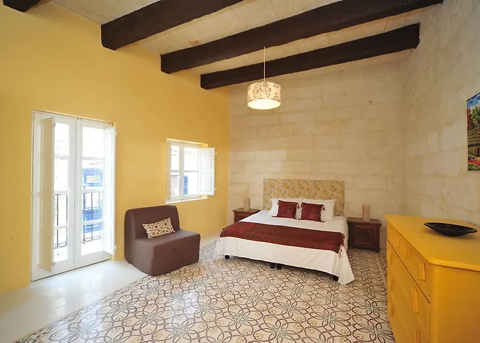 The Stonehouse San Julián